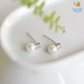 Bulb Shaped Ear Studs