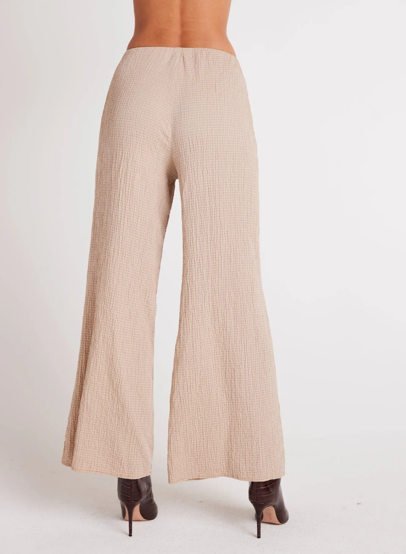 Clean Wide Leg Pant - Light Oak