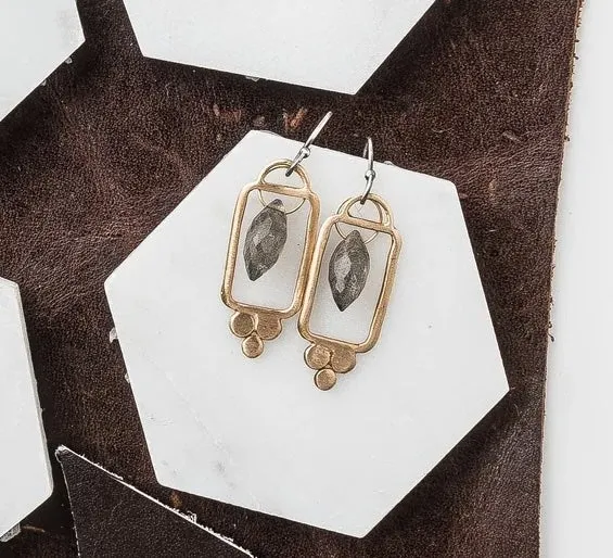 Dewdrop Framed Earring