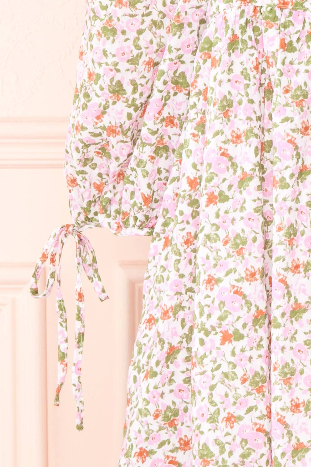 Kalla | Floral Short Dress w/ 3/4 Puffy Sleeves