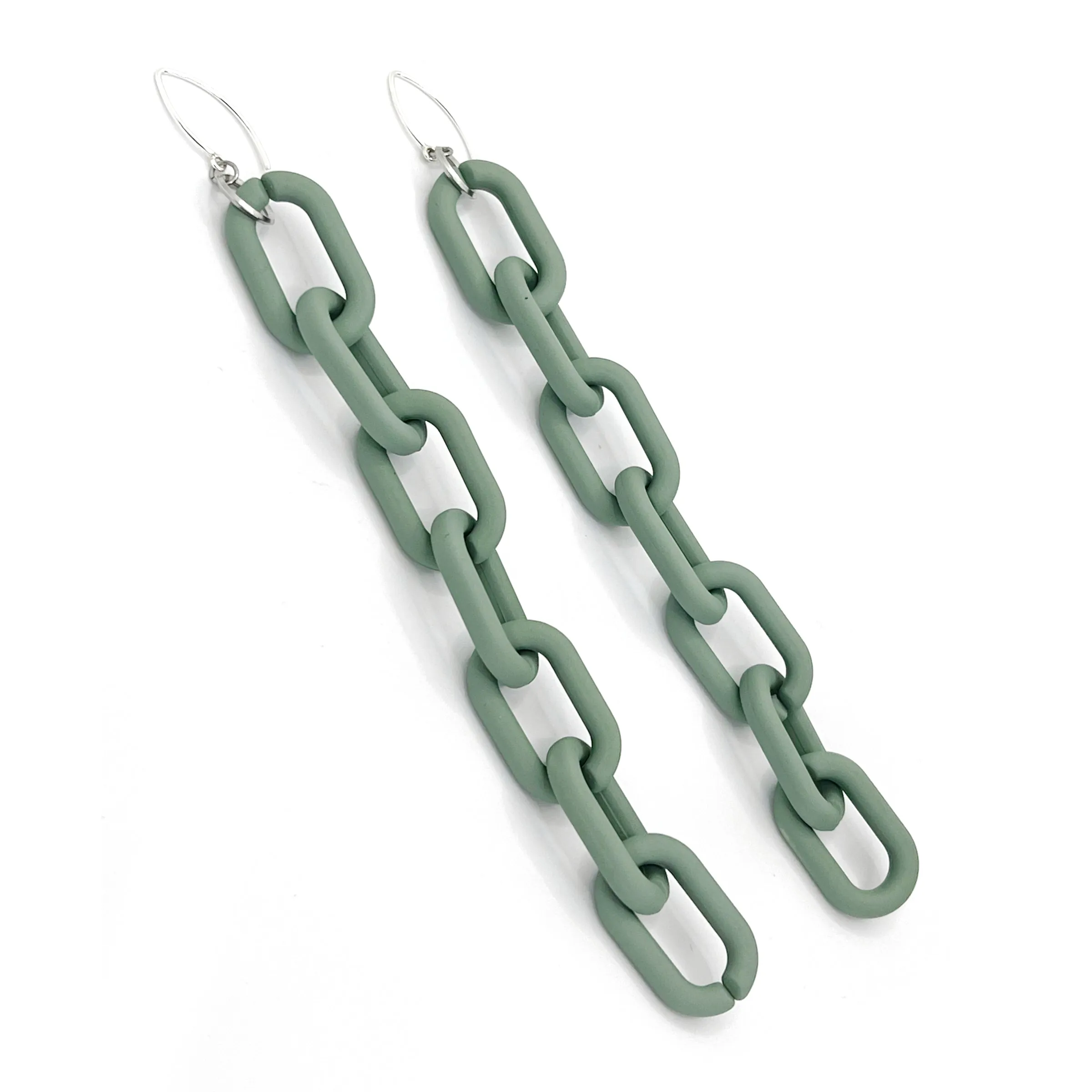 MPR x THE IMAGINARIUM: Mylar Balloon Chain Large Link Hooks in Moss