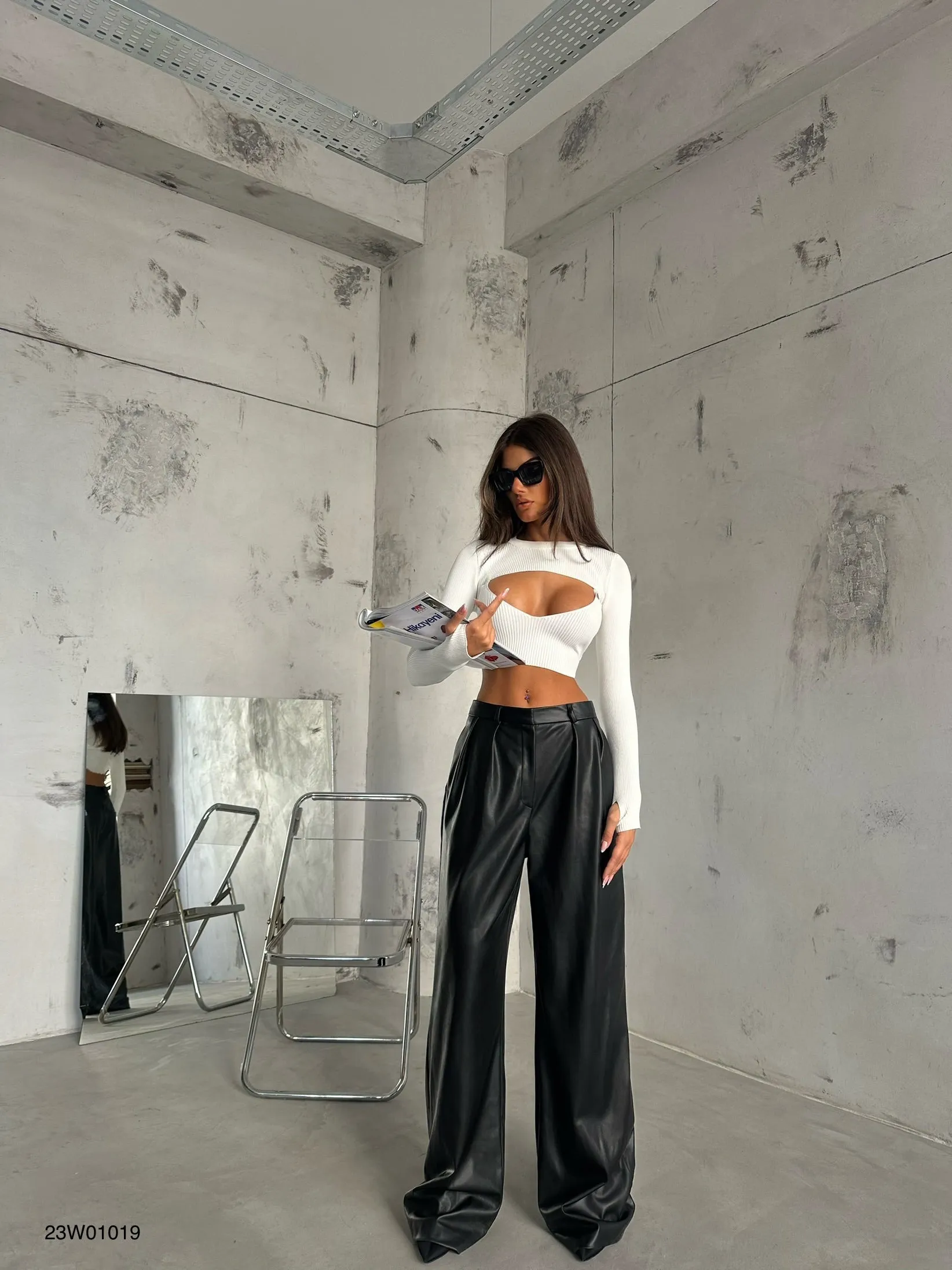 Pleated Wide Leg Leather Pants