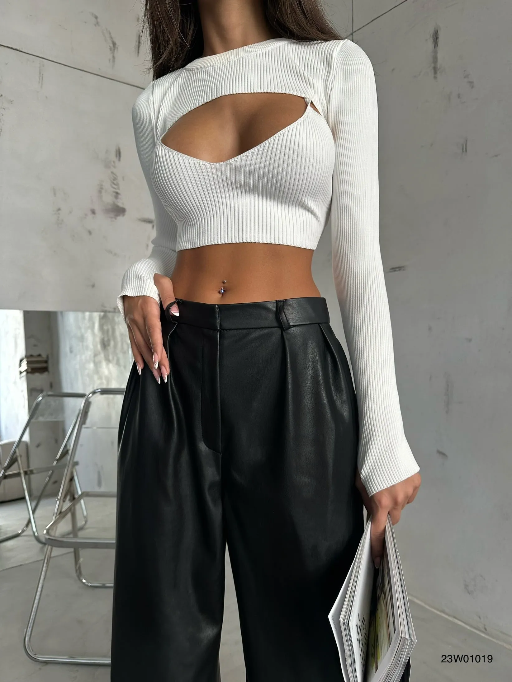 Pleated Wide Leg Leather Pants