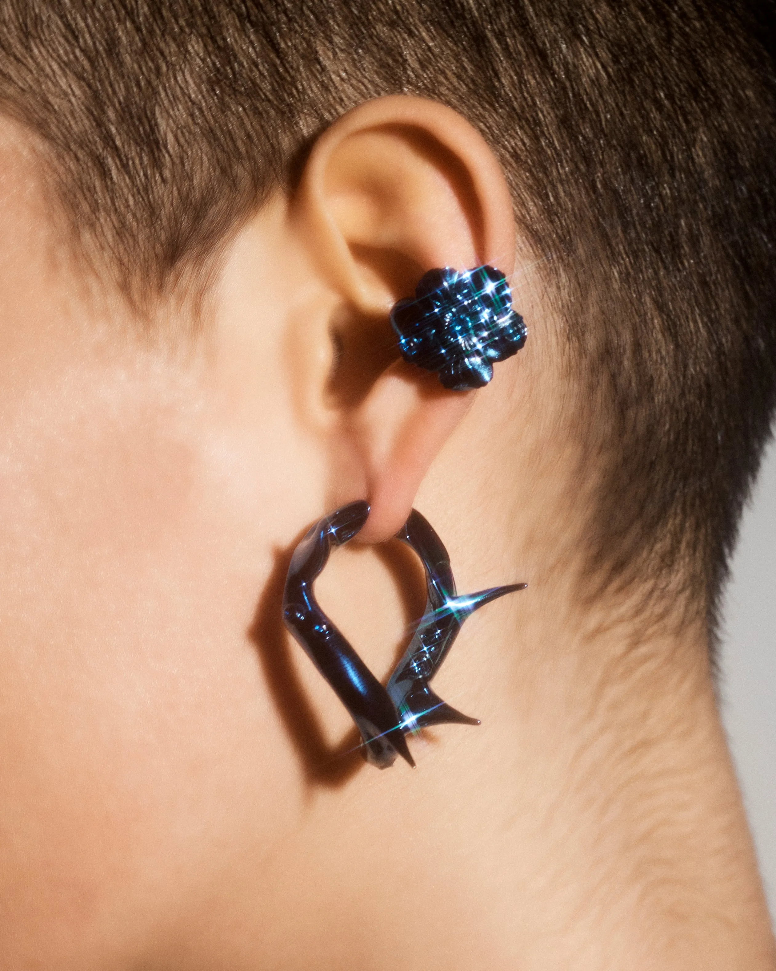 ROSE ETERNE EAR CUFF