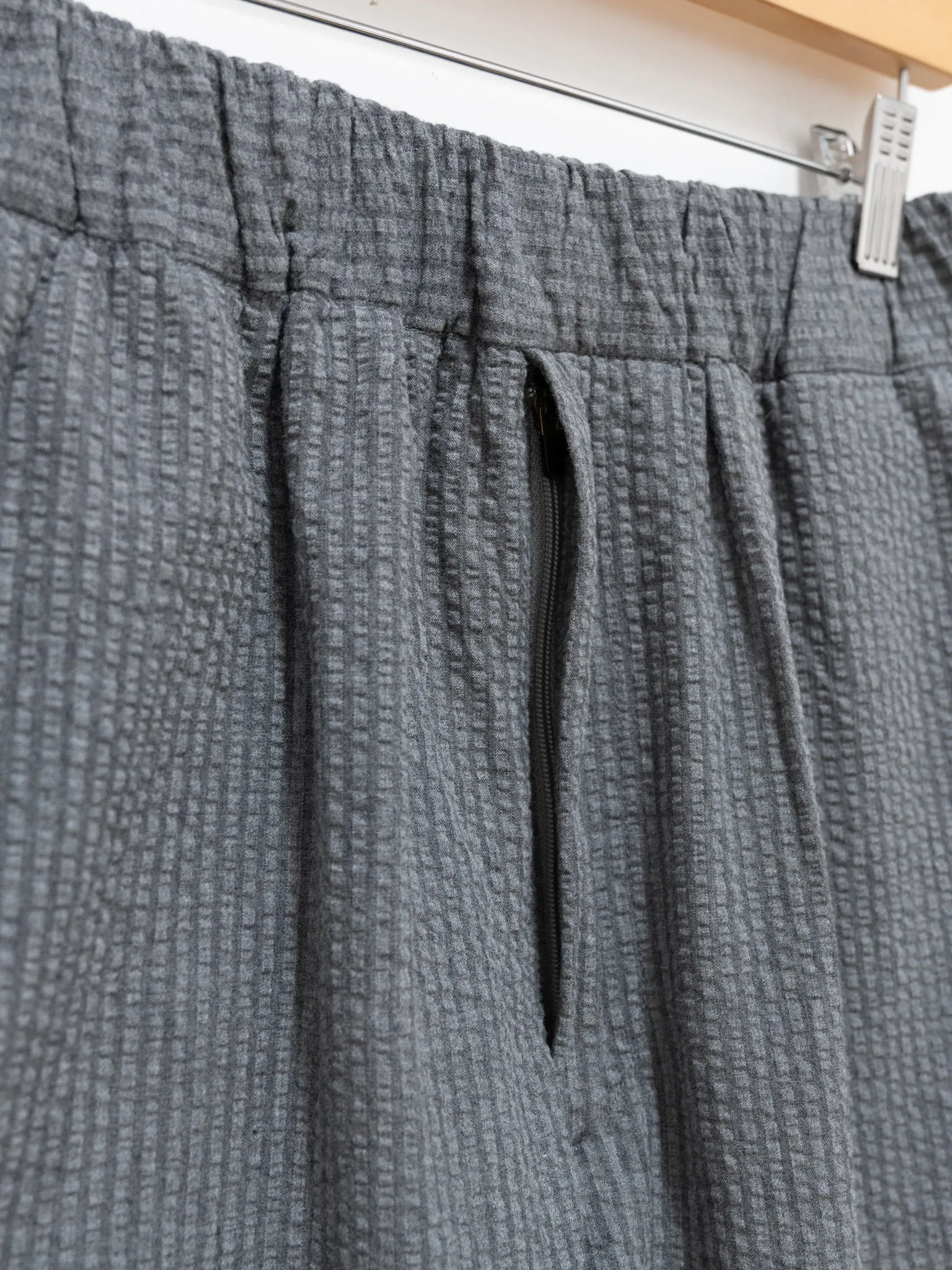 Seersucker Easy Pants - Gray Stripe