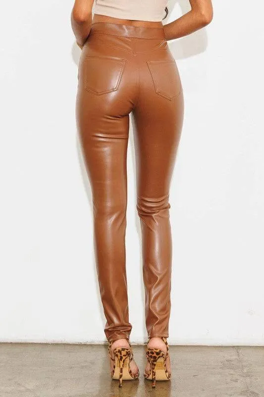 Stretch vegan leather skinny pants