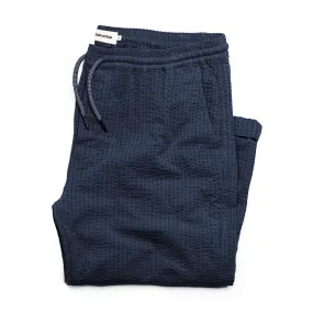 The Après Pant in Navy Seersucker