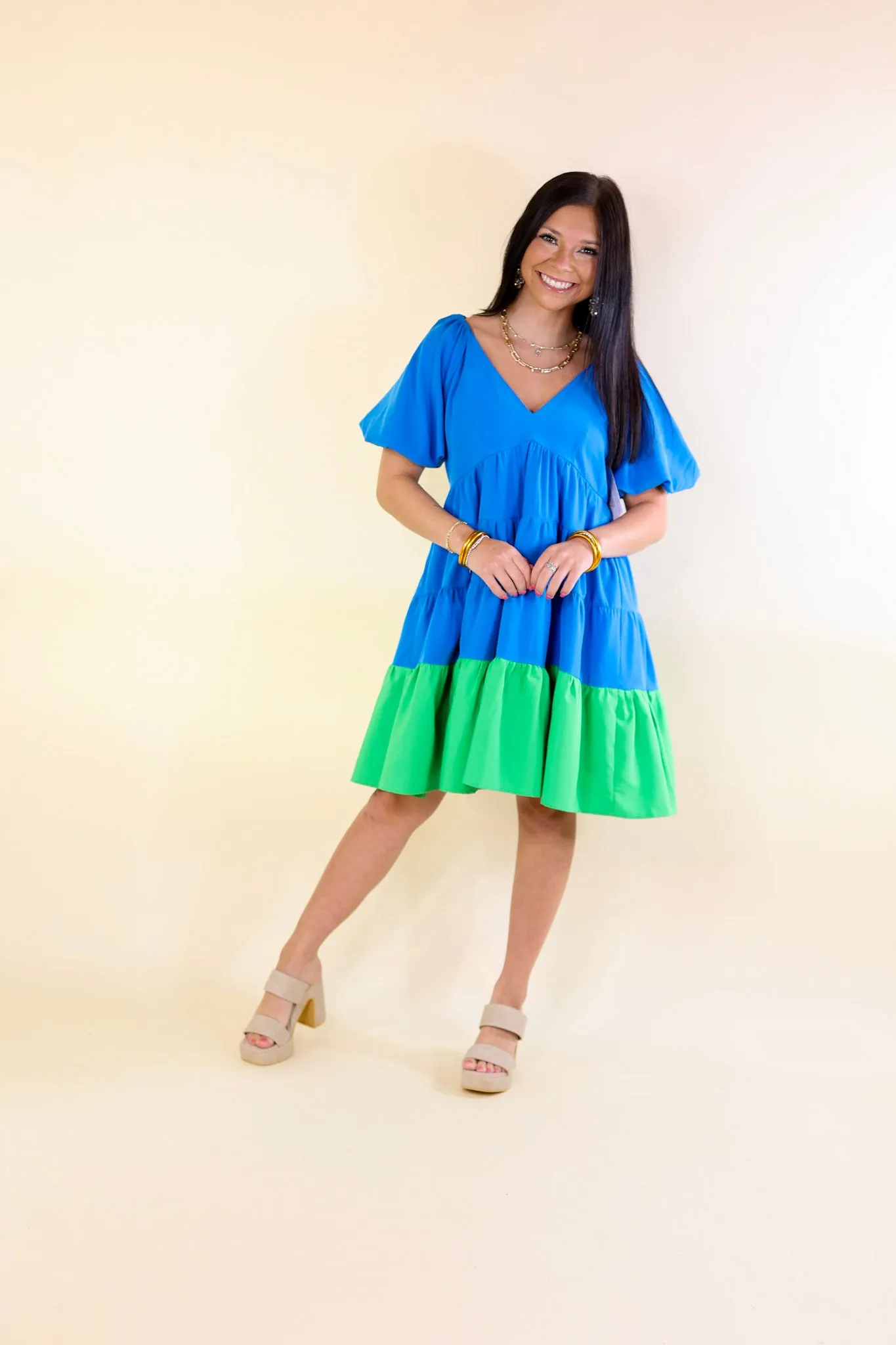 Trendy City Puff Sleeve Tiered Dress with Green Hemline in Blue