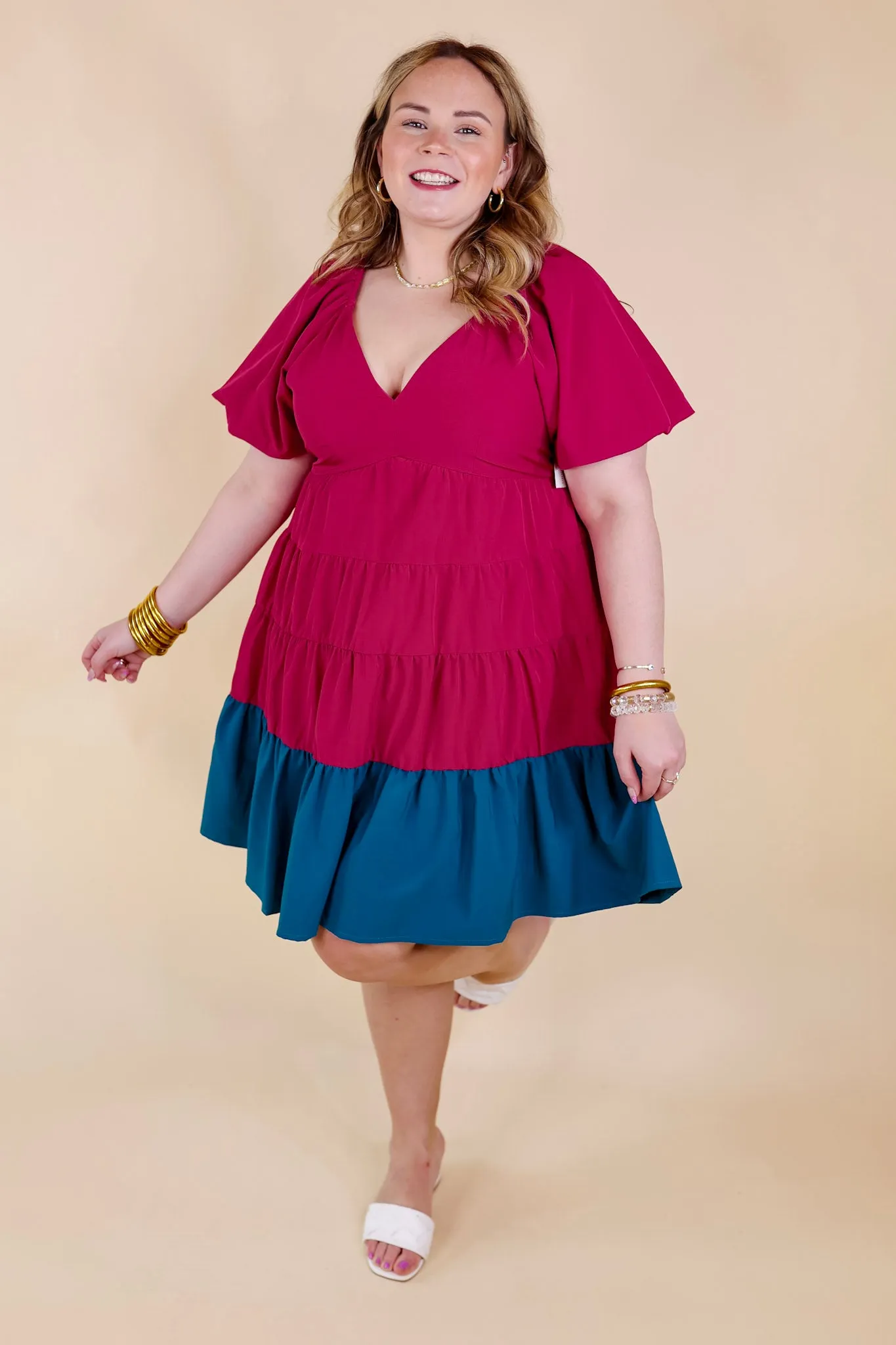 Trendy City Puff Sleeve Tiered Dress with Teal Hemline in Magenta