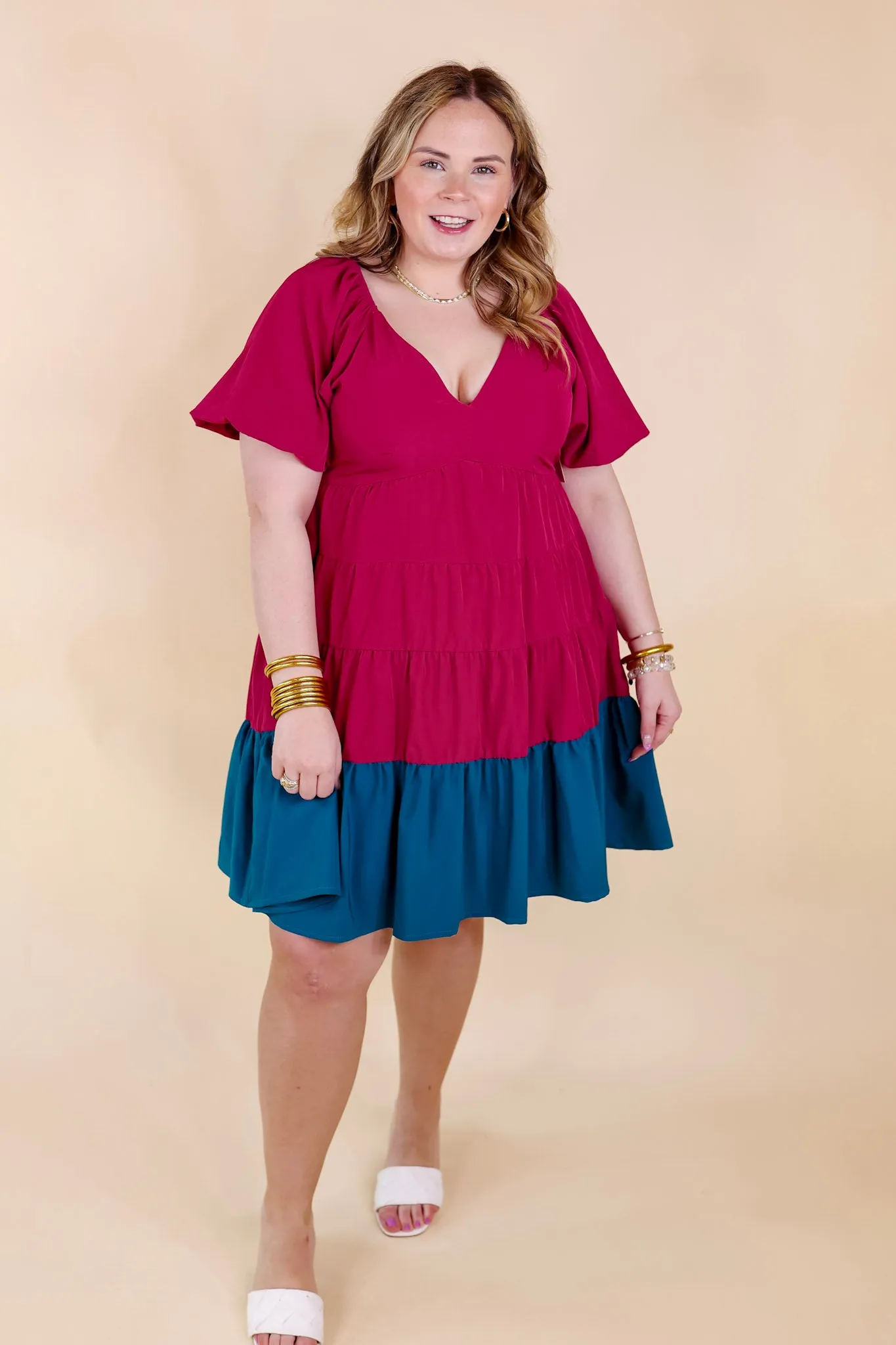 Trendy City Puff Sleeve Tiered Dress with Teal Hemline in Magenta