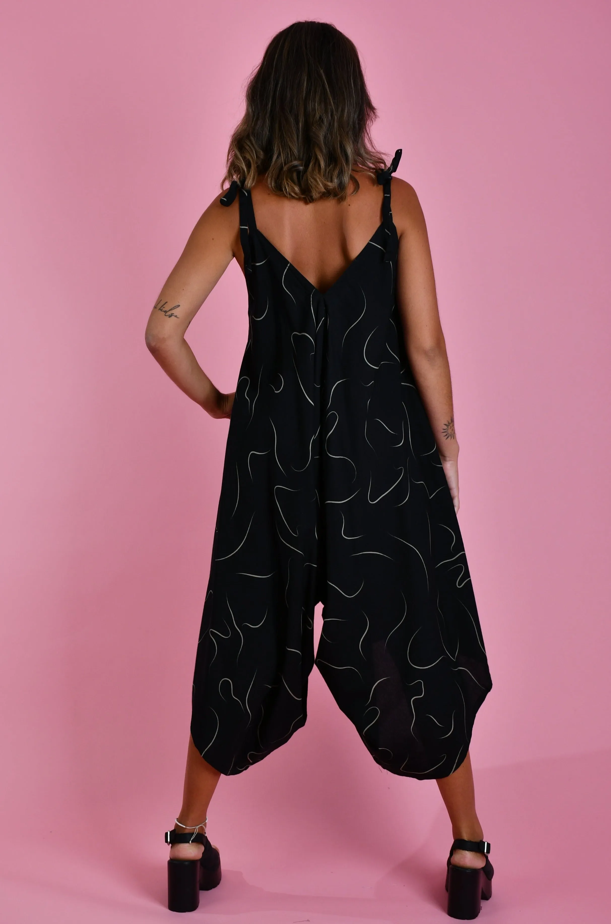 VBLJ006 - CHARLOTTE JUMPSUIT - SWIRL BLACK